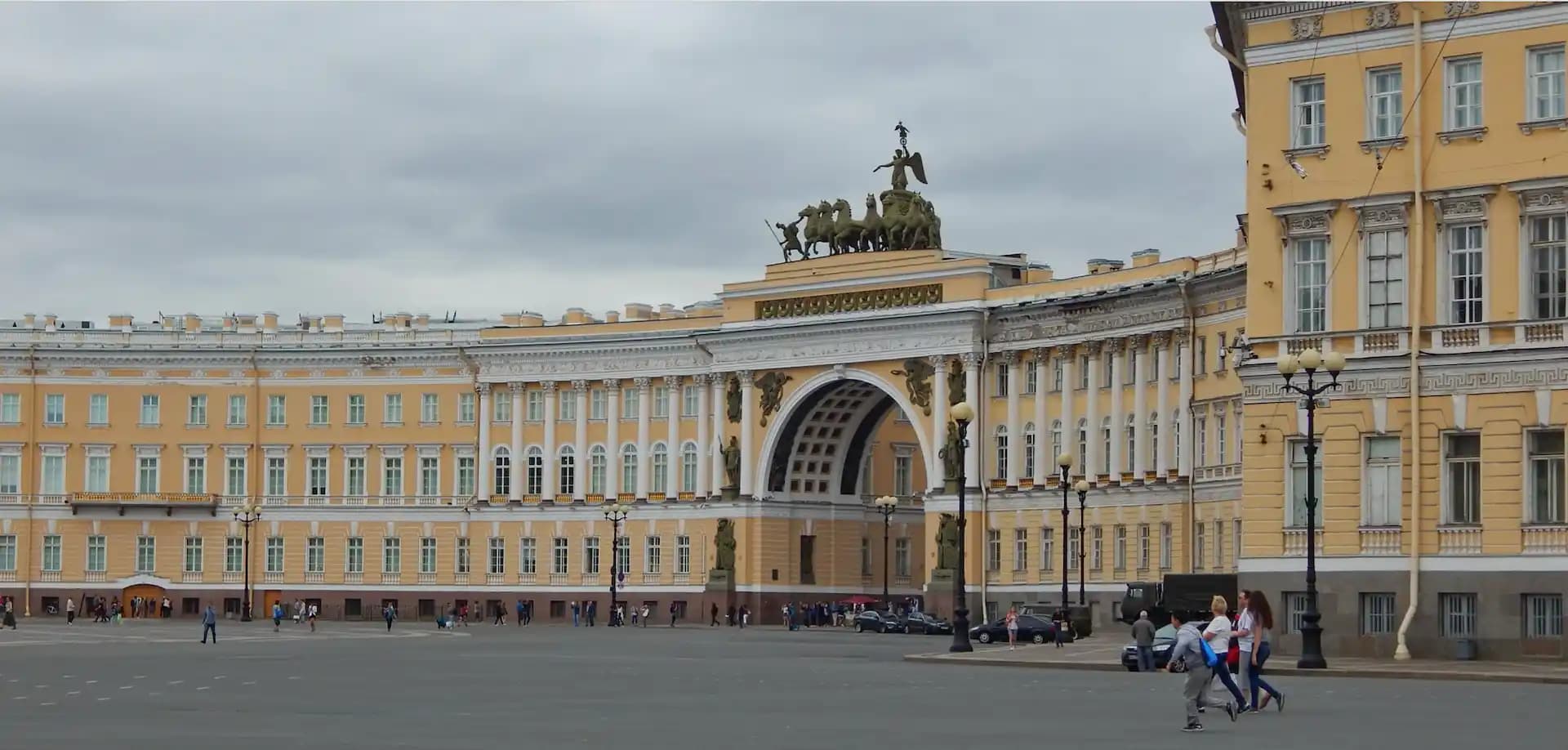 Деревянные окна на объекте «Главный штаб, Санкт-Петербург»